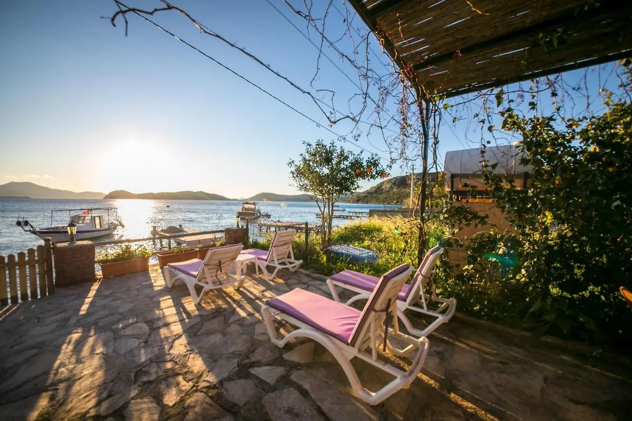 Soeguet Deniz Evi Daily Weekly Rentals Marmaris