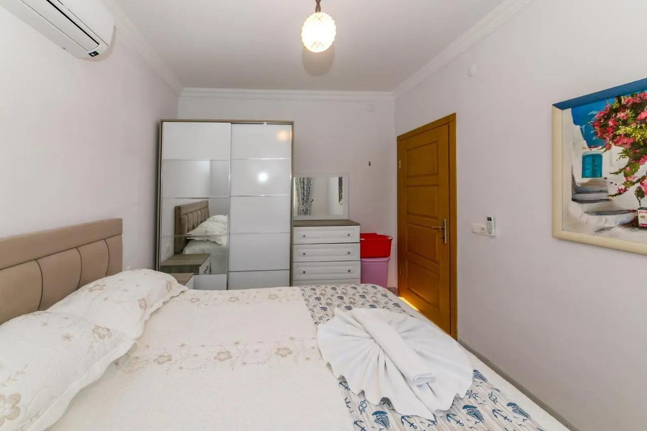 Soeguet Deniz Evi Daily Weekly Rentals Marmaris